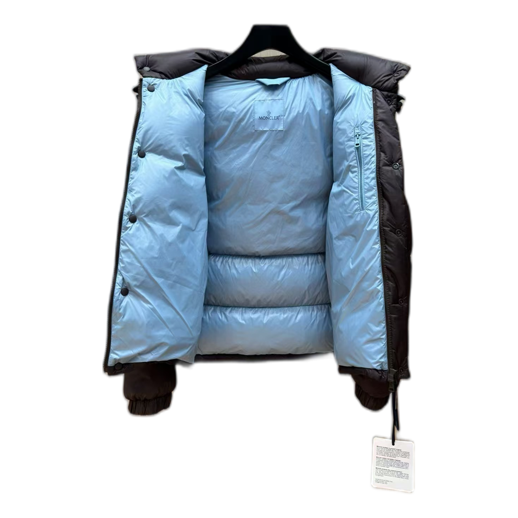 Moncler Oversized Chest-Badge Hooded Puffer Jacket